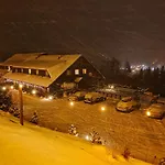 Czarna Owca فندق مبيت وإفطار ايستينبا