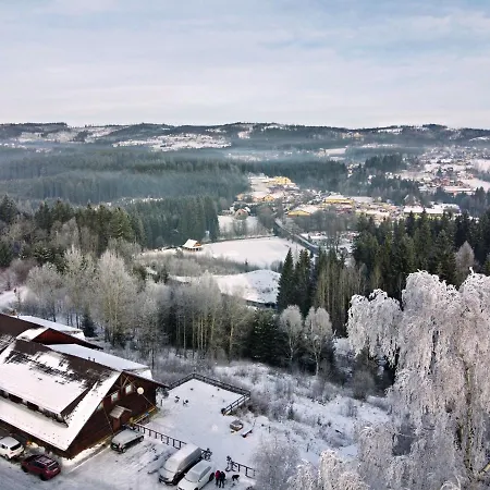 Czarna Owca 3*