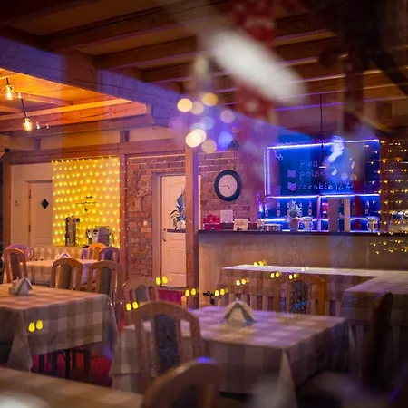 Czarna Owca Couette-café 3*