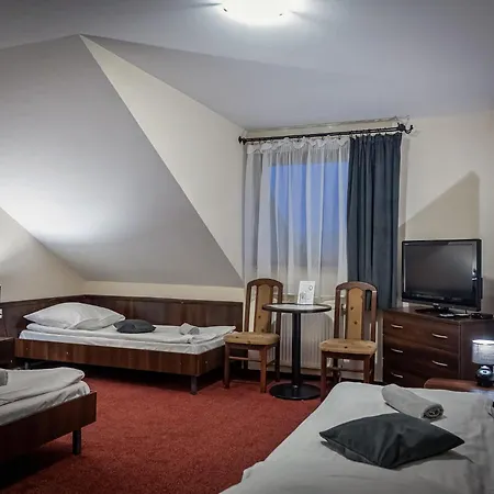Bed and breakfast Czarna Owca 3*
