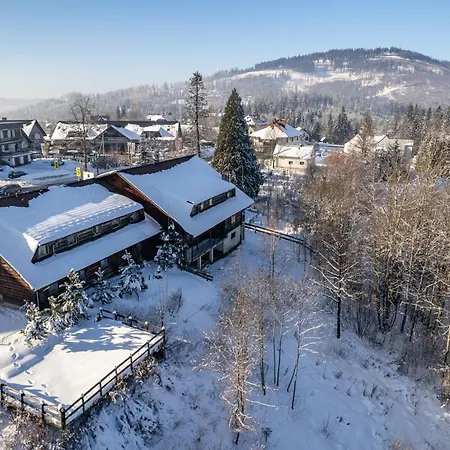 Czarna Owca Bed & Breakfast *